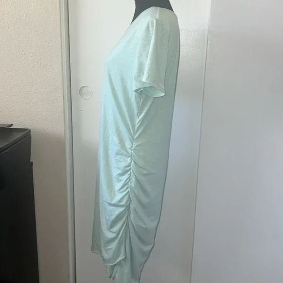 Cute NWOT midi dress - Picture 3 of 6